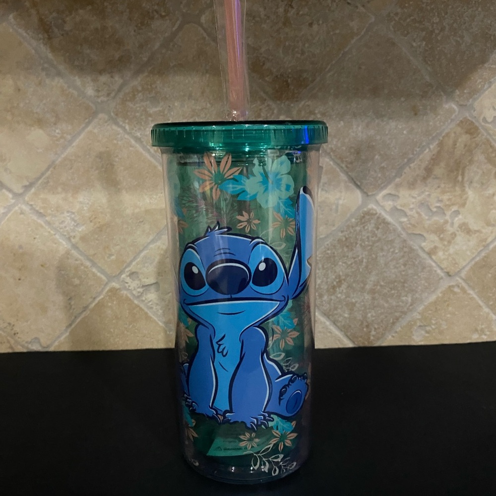 Disney Lilo and Stitch Tropical Pattern Plastic Tumbler with Lid & Straw NWT